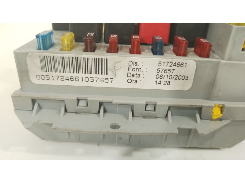 Recambio de caja reles / fusibles para lancia ypsilon (843_) 1.2 (843.axb1a) referencia OEM IAM 51724661  