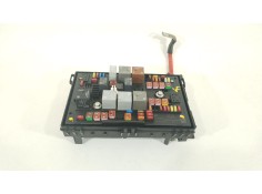Recambio de caja reles / fusibles para opel astra j sports tourer (p10) 1.4 turbo (35) referencia OEM IAM 13449204 1110218AB C11