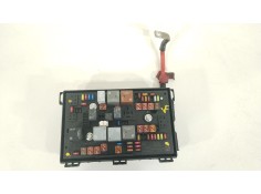 Recambio de caja reles / fusibles para opel astra j sports tourer (p10) 1.4 turbo (35) referencia OEM IAM 13449204 1110218AB C11 2