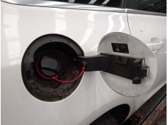 Recambio de tapa exterior combustible para opel astra j sports tourer (p10) 2.0 cdti (35) referencia OEM IAM    2