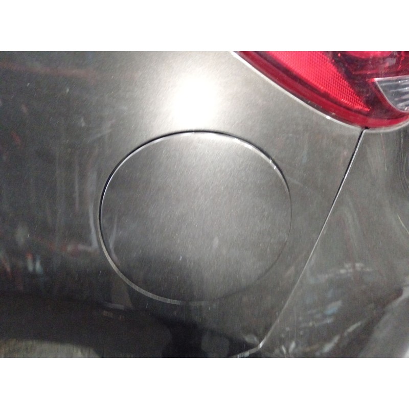 Recambio de tapa exterior combustible para mazda 2 hatchback (dl, dj) 1.5 skyactiv-g referencia OEM IAM   