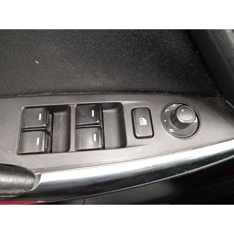 Recambio de mando elevalunas delantero izquierdo para mazda 6 station wagon (gj, gl) 2.2 d referencia OEM IAM   