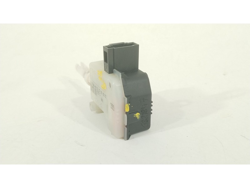 Recambio de motor cierre centralizado porton para audi a3 (8p1) 2.0 tdi referencia OEM IAM 4B9962115C  