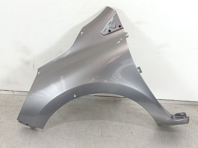 Recambio de aleta delantera izquierda para renault clio iv (bh_) 1.5 dci 75 referencia OEM IAM 631017334R  