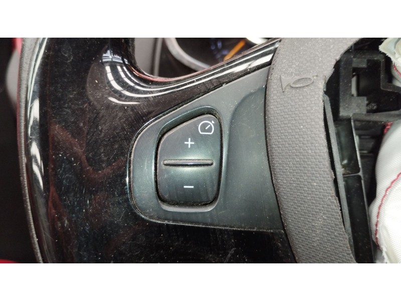Recambio de volante para renault clio iv (bh_) 1.5 dci 90 referencia OEM IAM 622484730A  