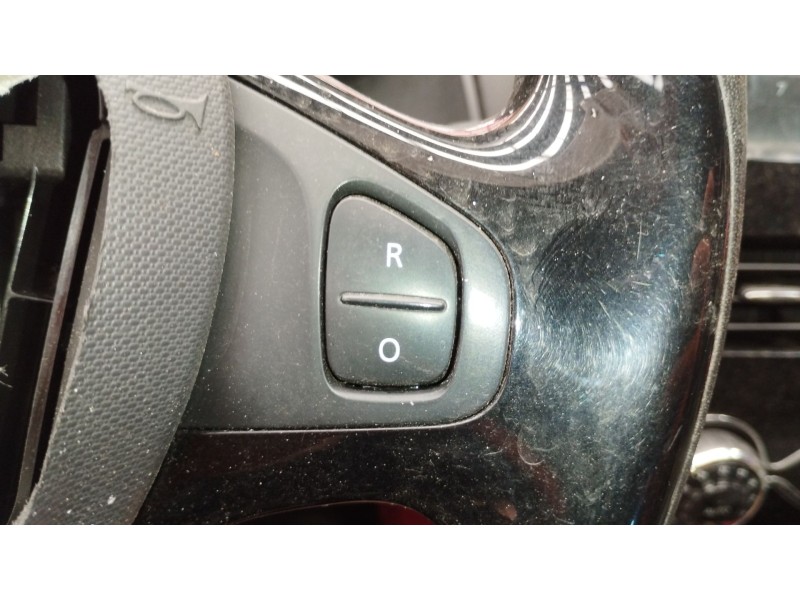 Recambio de volante para renault clio iv (bh_) 1.5 dci 90 referencia OEM IAM 622484730A  