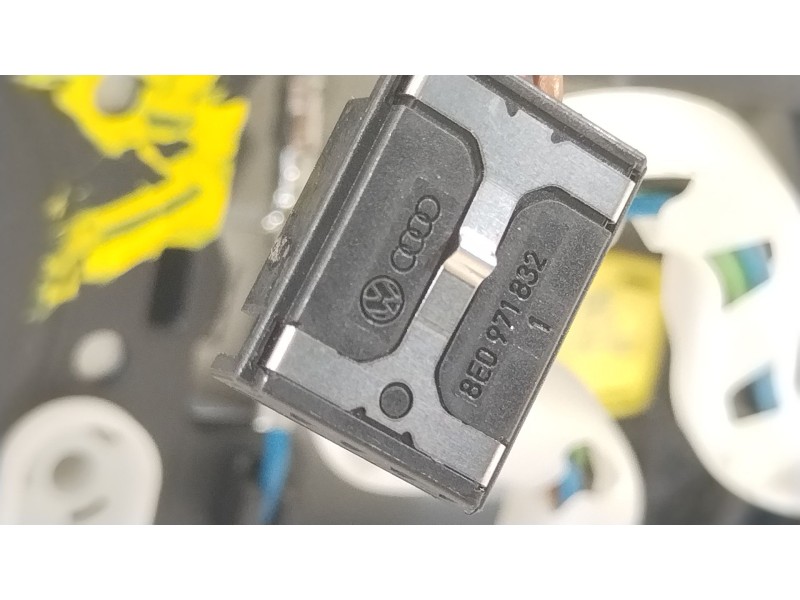 Recambio de airbag delantero izquierdo para audi a1 sportback (gba) 30 tfsi referencia OEM IAM 82A880201G  