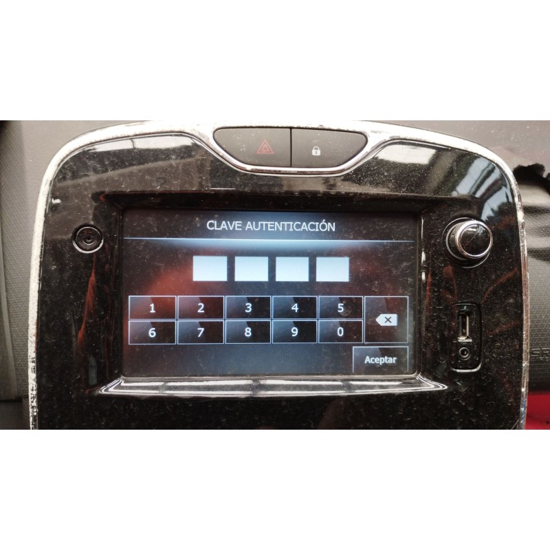 Recambio de sistema audio / radio cd para renault clio iv (bh_) 1.5 dci 90 referencia OEM IAM 281153868R  