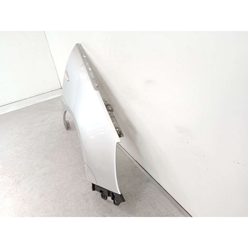 Recambio de aleta delantera derecha para opel zafira tourer c (p12) 2.0 cdti (75) referencia OEM IAM 13355188  