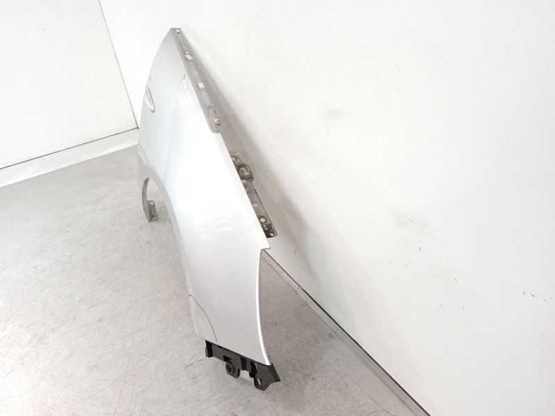 Recambio de aleta delantera derecha para opel zafira tourer c (p12) 2.0 cdti (75) referencia OEM IAM 13355188  