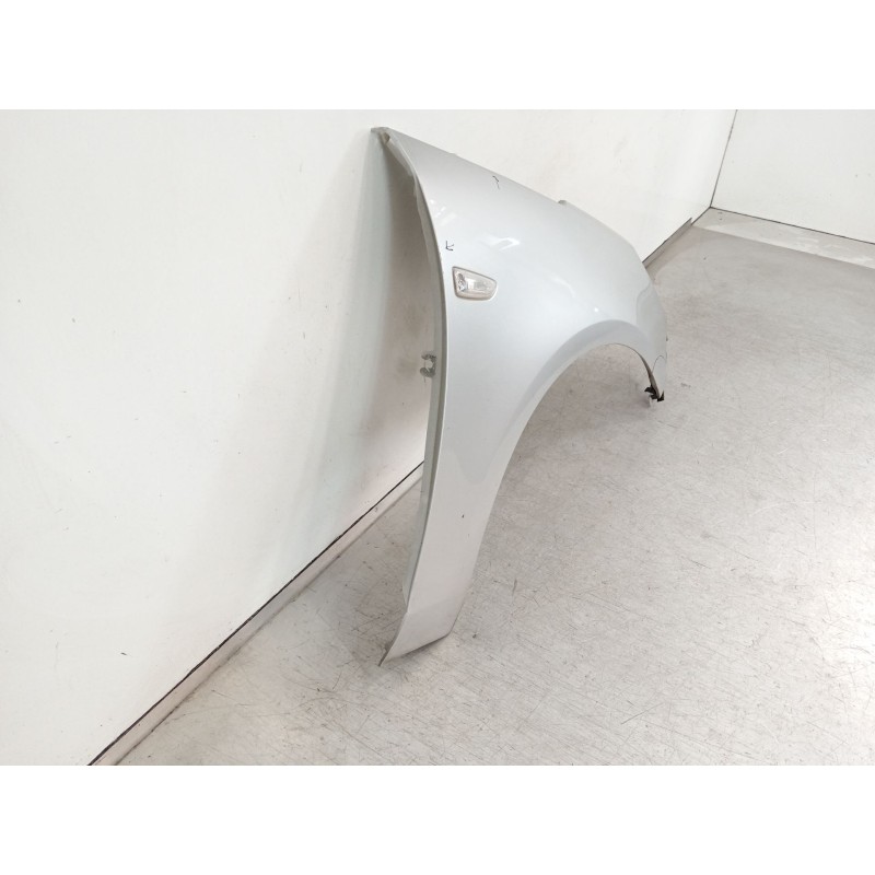 Recambio de aleta delantera derecha para opel zafira tourer c (p12) 2.0 cdti (75) referencia OEM IAM 13355188  
