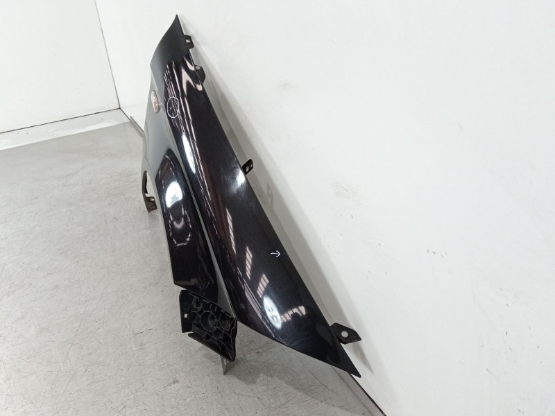 Recambio de aleta delantera derecha para seat toledo iii (5p2) 1.9 tdi referencia OEM IAM 5P0821022A  
