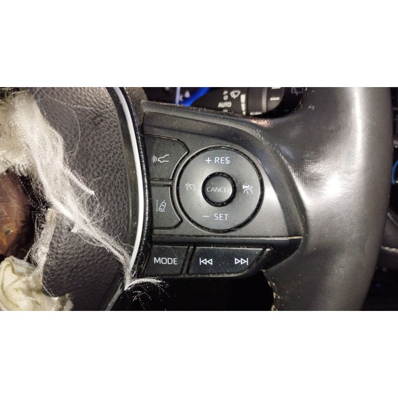 Recambio de volante para toyota corolla station wagon (_e21_) 1.8 hybrid (zwe211) referencia OEM IAM   