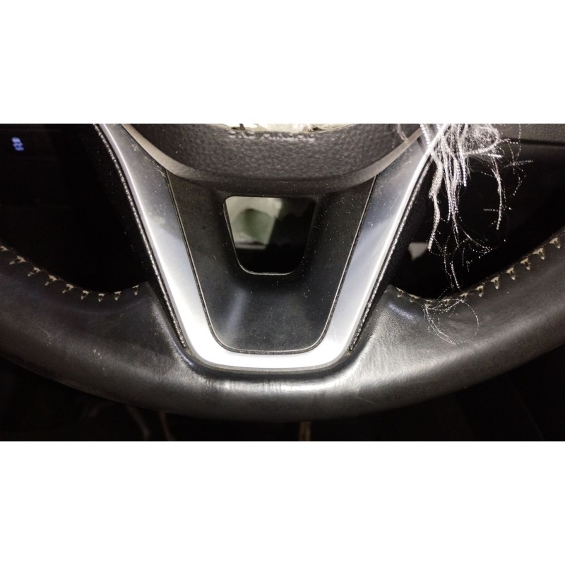 Recambio de volante para toyota corolla station wagon (_e21_) 1.8 hybrid (zwe211) referencia OEM IAM   