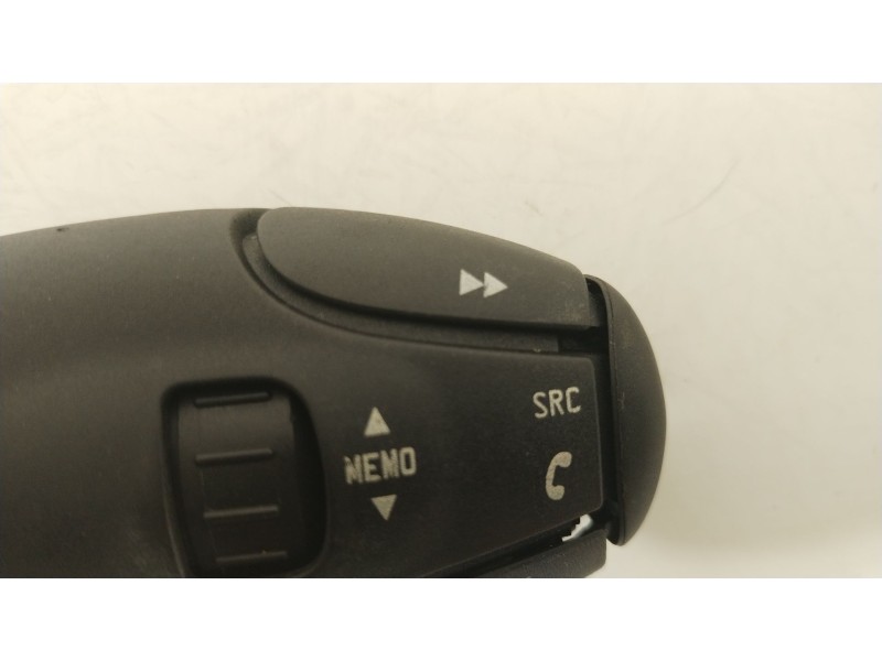 Recambio de mando multifuncion para peugeot 308 sw i (4e_, 4h_) 1.6 hdi referencia OEM IAM 9641796480  