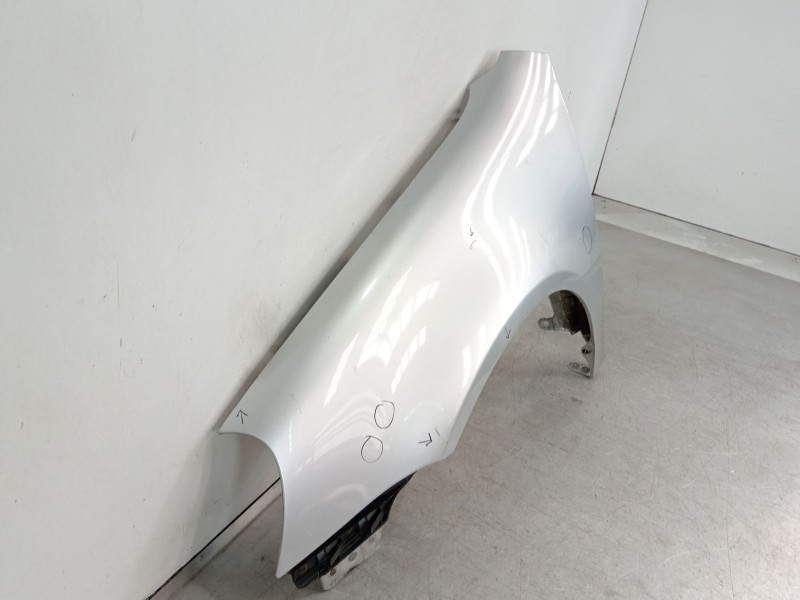 Recambio de aleta delantera izquierda para volkswagen golf v (1k1) 2.0 tdi 16v referencia OEM IAM 1K6821021A  