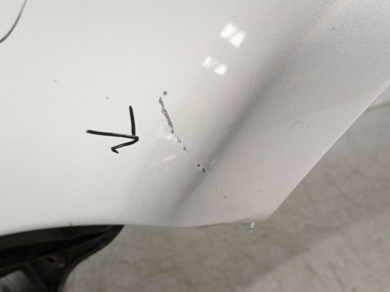 Recambio de aleta delantera izquierda para volkswagen golf v (1k1) 2.0 tdi 16v referencia OEM IAM 1K6821021A  