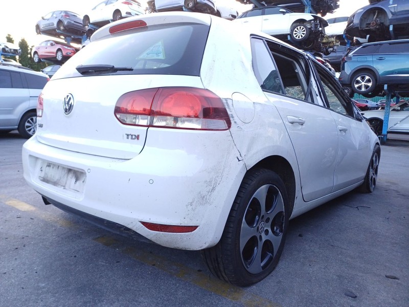 volkswagen golf vi (5k1) del año 2011
