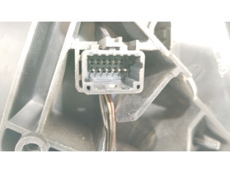 Recambio de retrovisor izquierdo para renault megane iii sport tourer dynamique referencia OEM IAM 963020180R 12523140 