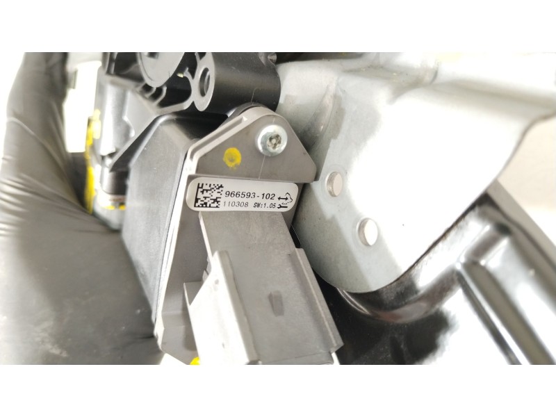 Recambio de elevalunas delantero derecho para opel insignia a (g09) 2.0 cdti (68) referencia OEM IAM 13302452  