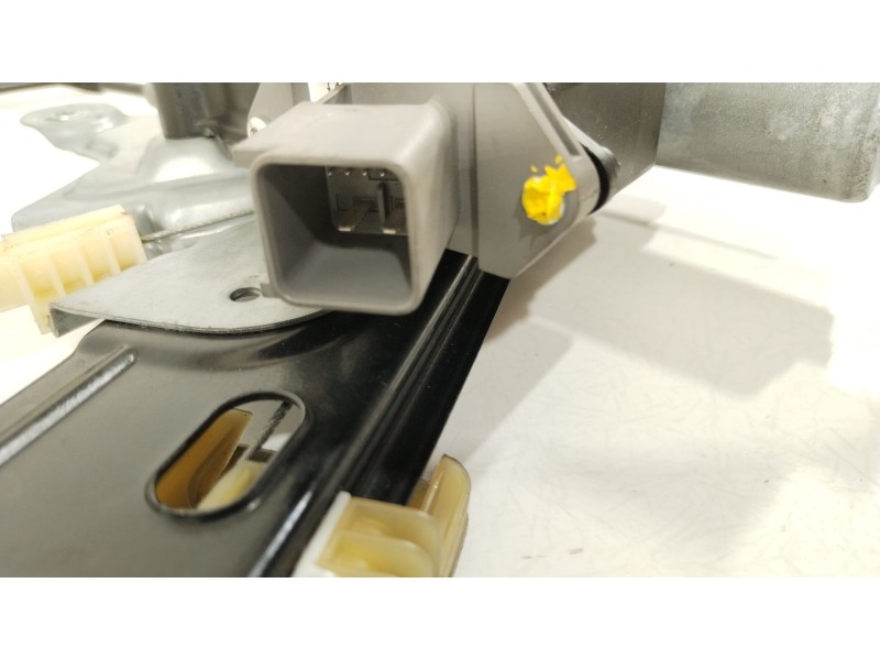 Recambio de elevalunas delantero izquierdo para opel insignia a (g09) 2.0 cdti (68) referencia OEM IAM 13302451  