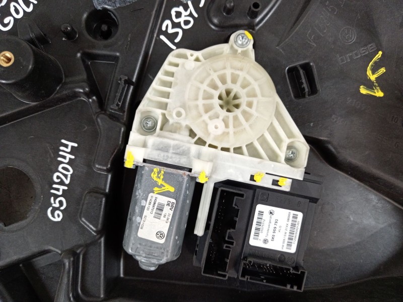 Recambio de elevalunas delantero izquierdo para volkswagen golf vi (5k1) 1.6 tdi referencia OEM IAM 5K1837729P 5K0959701D 5K0959