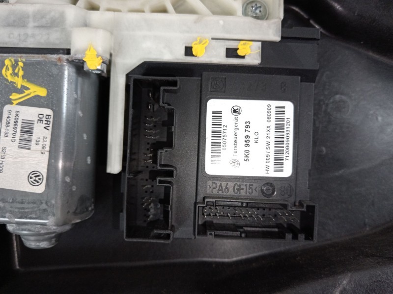 Recambio de elevalunas delantero izquierdo para volkswagen golf vi (5k1) 1.6 tdi referencia OEM IAM 5K1837729P 5K0959701D 5K0959