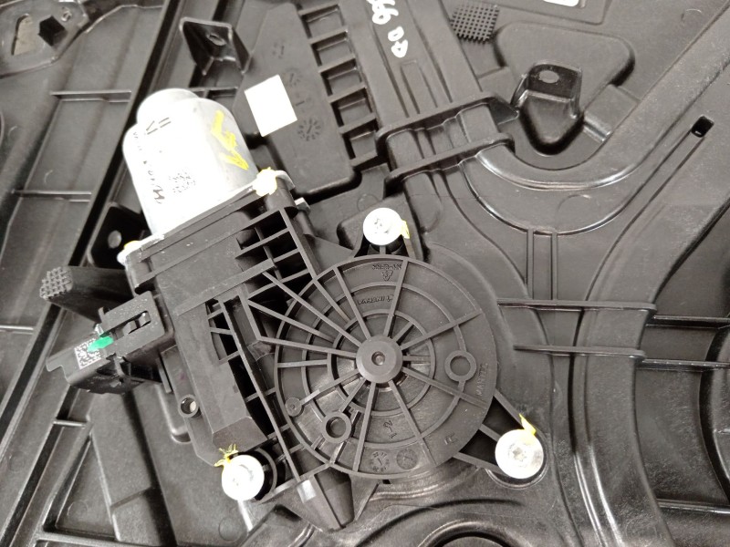 Recambio de elevalunas delantero derecho para hyundai i30 (pde, pd, pden) 1.5 referencia OEM IAM 82480G4180 82460G4010 