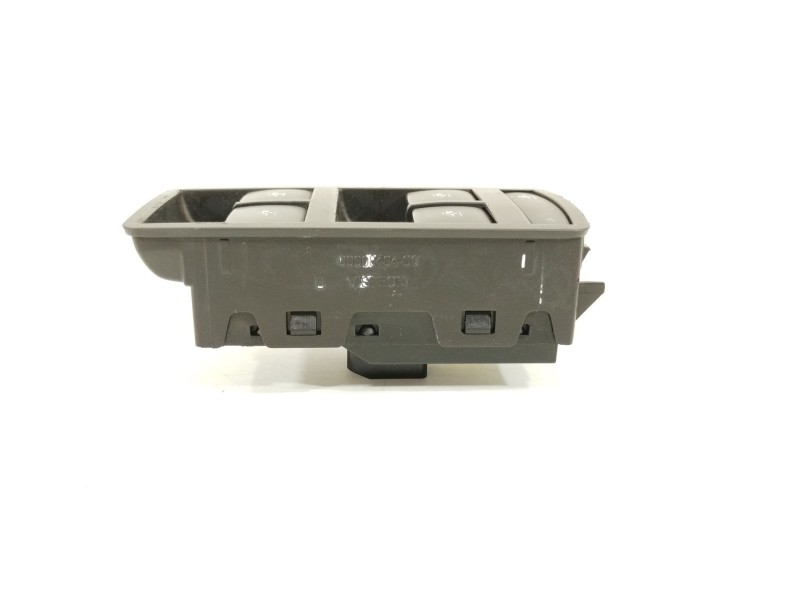 Recambio de mando elevalunas delantero izquierdo para opel insignia a (g09) 2.0 cdti (68) referencia OEM IAM 13301743  