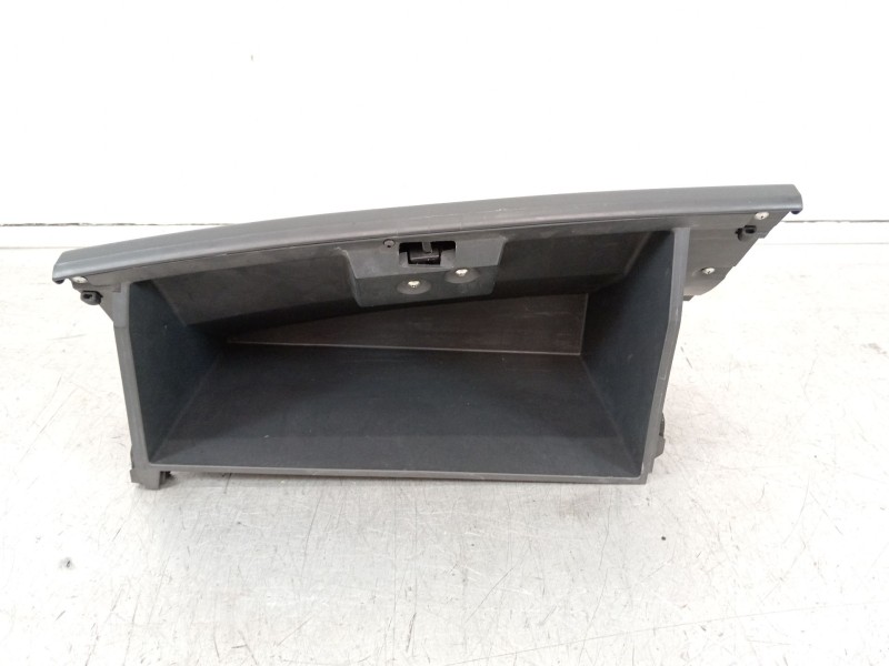 Recambio de guantera para suzuki swift iii (mz, ez) 1.3 ddis (rs 413d) referencia OEM IAM 7341262J1  