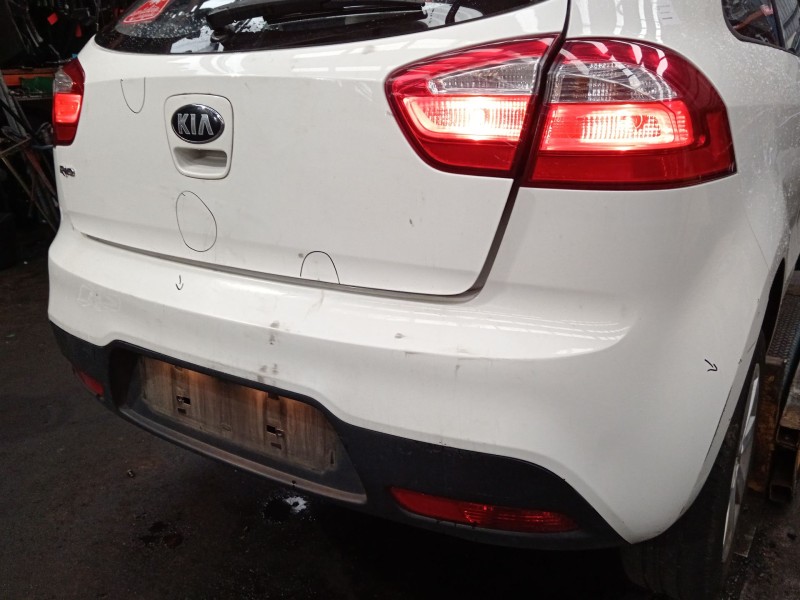 Recambio de paragolpes trasero para kia rio iii (ub) 1.25 cvvt referencia OEM IAM   