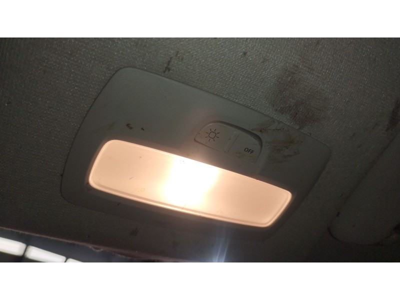 Recambio de luz interior para dacia sandero iii 1.0 sce 65 referencia OEM IAM 264602953R 264305149R 