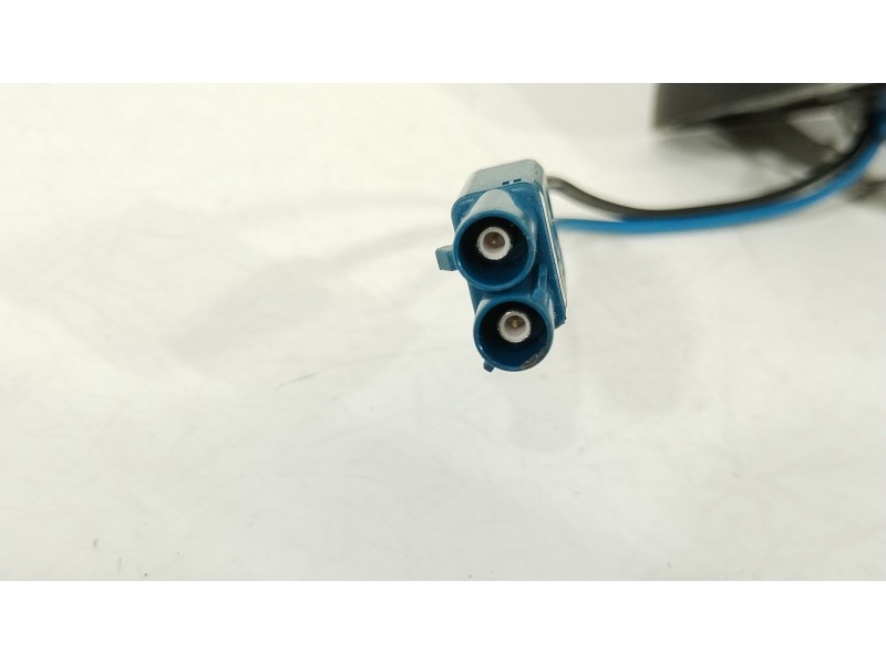 Recambio de antena para opel insignia a (g09) 2.0 cdti (68) referencia OEM IAM 13241308  