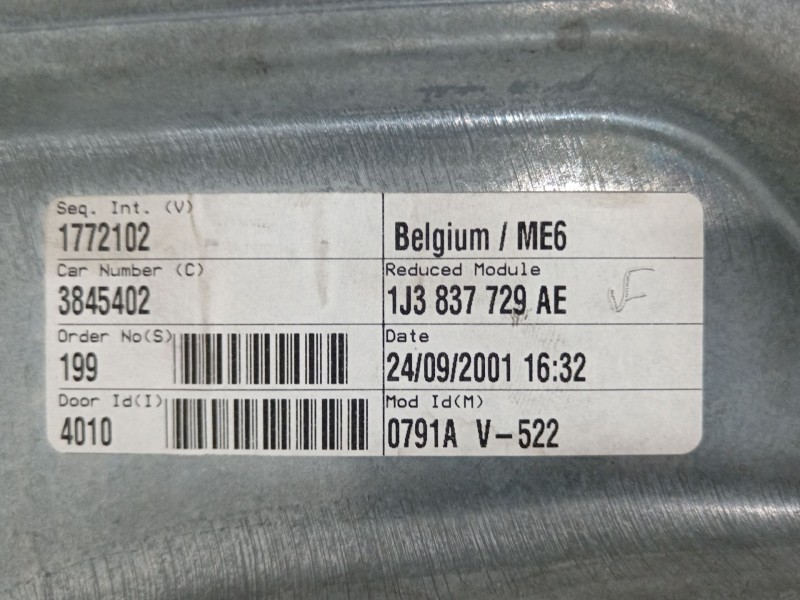 Recambio de elevalunas delantero izquierdo para volkswagen golf iv (1j1) 1.9 tdi referencia OEM IAM 1J3837729AE 1C1959801A 