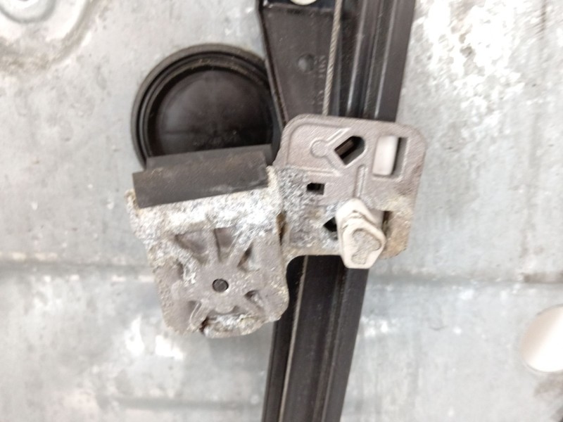 Recambio de elevalunas delantero izquierdo para volkswagen golf iv (1j1) 1.9 tdi referencia OEM IAM 1J3837729AE 1C1959801A 