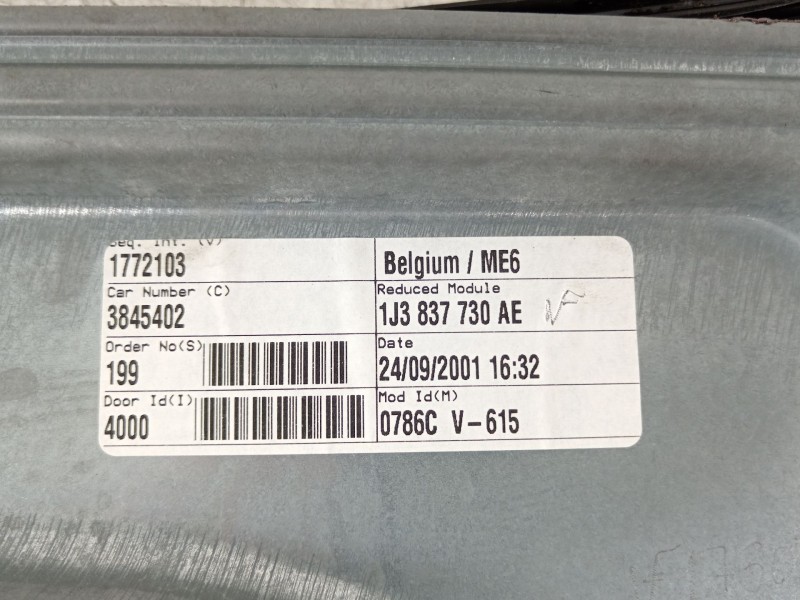 Recambio de elevalunas delantero derecho para volkswagen golf iv (1j1) 1.9 tdi referencia OEM IAM 1J3837730AE 1C1959802A 