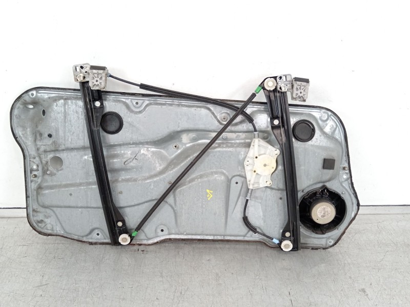 Recambio de elevalunas delantero derecho para volkswagen golf iv (1j1) 1.9 tdi referencia OEM IAM 1J3837730AE 1C1959802A 