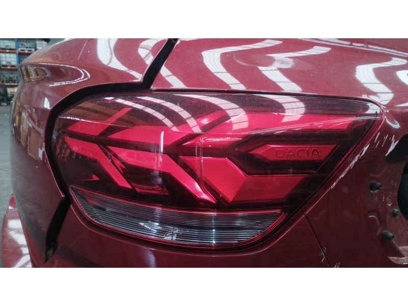 Recambio de piloto trasero derecho para dacia sandero iii 1.0 sce 65 referencia OEM IAM 265509530R  