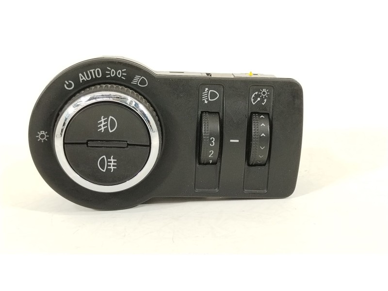 Recambio de mando luces para opel insignia a (g09) 2.0 cdti (68) referencia OEM IAM 13268702  