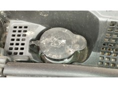 Recambio de deposito limpia para dacia sandero iii 1.0 sce 65 referencia OEM IAM 289105984R  