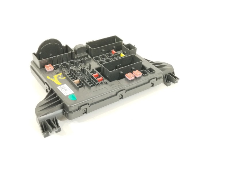 Recambio de caja reles / fusibles para opel insignia a (g09) 2.0 cdti (68) referencia OEM IAM 13277317  