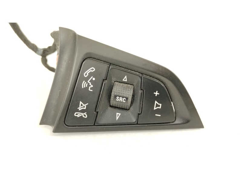 Recambio de mando volante para opel insignia a (g09) 2.0 cdti (68) referencia OEM IAM 13293155 13268686 