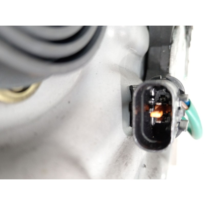 Recambio de elevalunas delantero izquierdo para hyundai santa fé i (sm) 2.4 16v referencia OEM IAM 8247026020 9881026100 