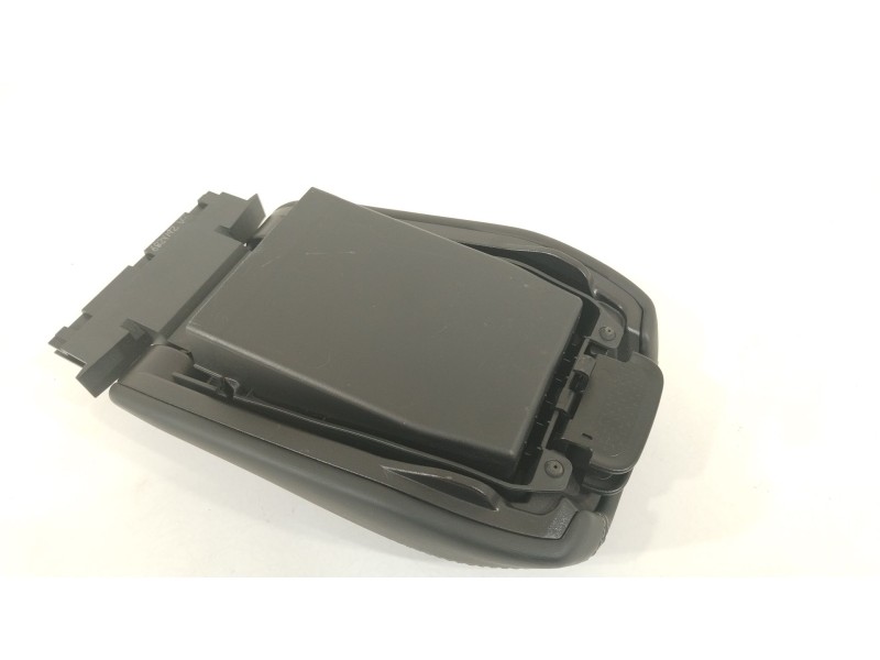 Recambio de apoyabrazos central para nissan qashqai iii (j12) 1.3 dig-t referencia OEM IAM 969206UN0A 969306UN1A 