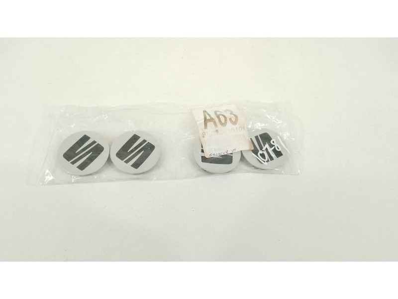 Recambio de embellecedor para seat ibiza (kj1) fr ib referencia OEM IAM 5FA601171UPN  