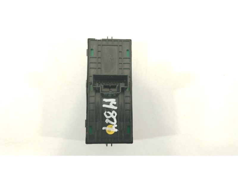 Recambio de mando elevalunas delantero izquierdo para audi a1 sportback (gba) 30 tfsi referencia OEM IAM 5G0959857G  