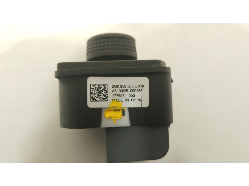 Recambio de mando retrovisor para audi a1 sportback (gba) 30 tfsi referencia OEM IAM 2G0959565E  