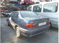 toyota avensis (_t22_) del año 1999