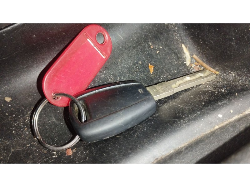 Recambio de conmutador de arranque para fiat doblo cargo (263_) 1.6 d multijet referencia OEM IAM 52182634  