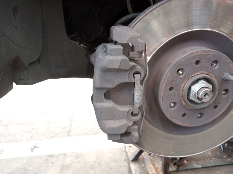 Recambio de pinza freno delantera izquierda para fiat doblo cargo (263_) 1.6 d multijet referencia OEM IAM   